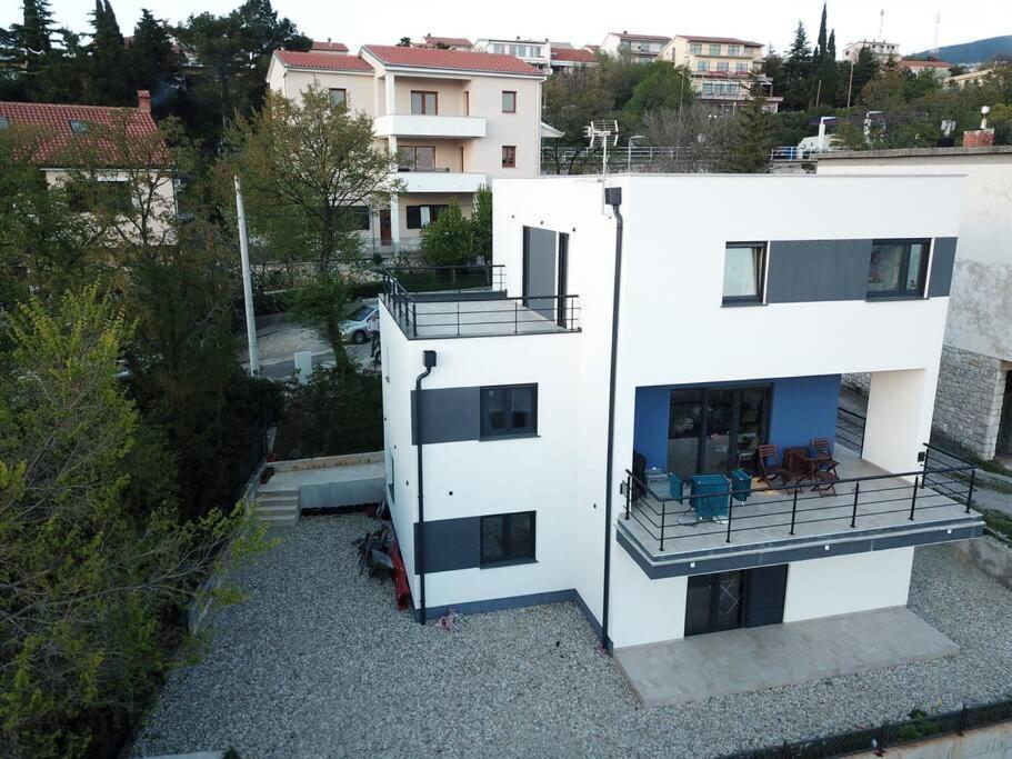 Apartament In An Urban *