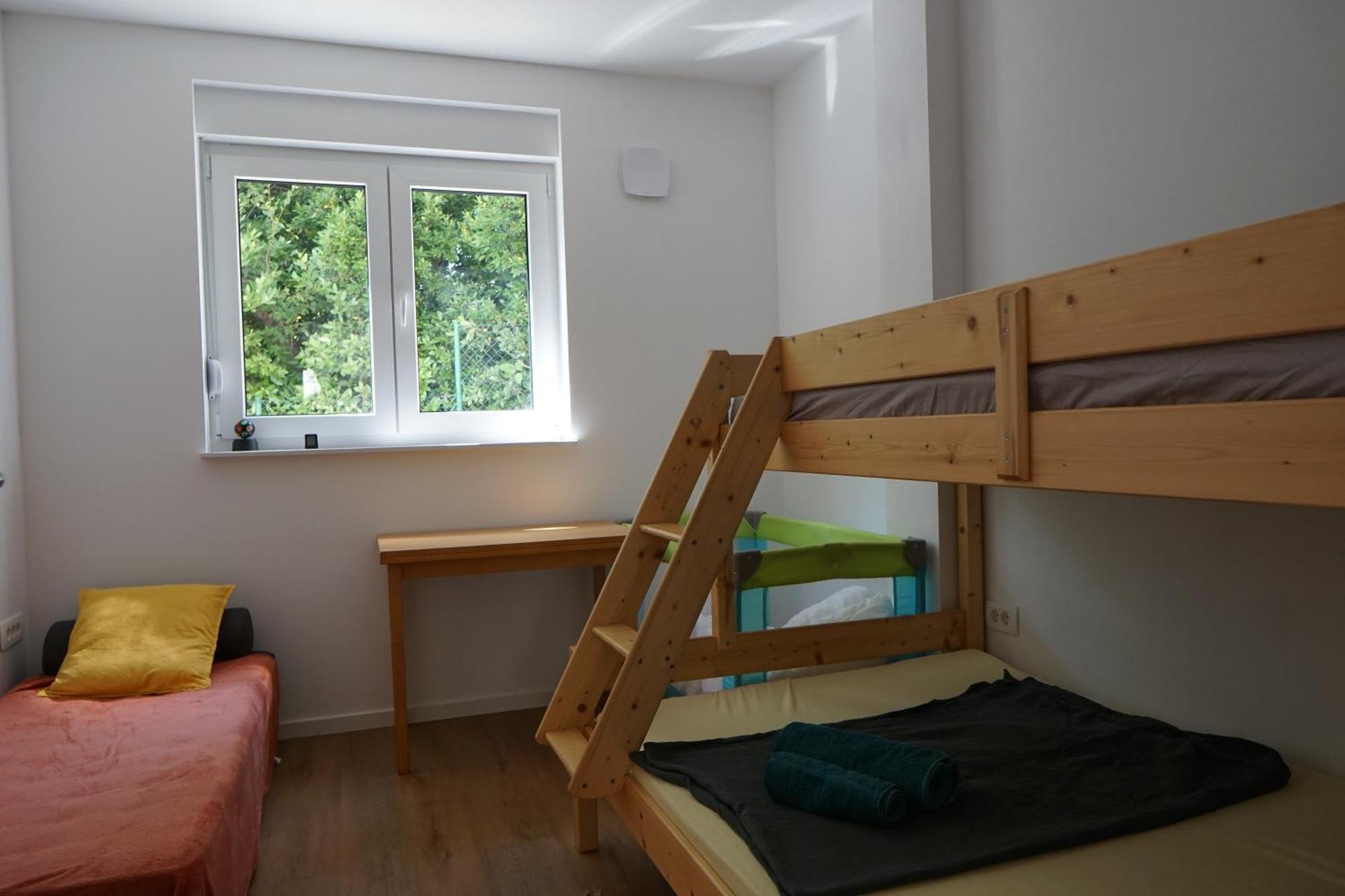 Apartment In An Urban Kraljevica